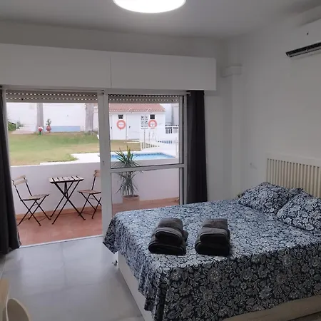 Calidad, Terraza Y Piscina A 500m De La Playa Torremolinos